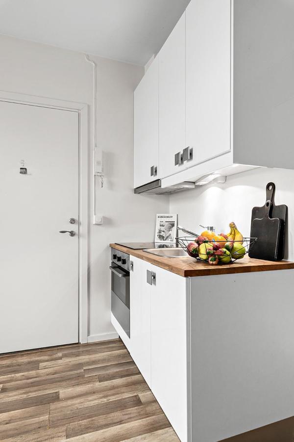 Small, Central And Quiet Studio Apartment In Ålesund Exterior foto